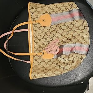 Gucci Signature Tote Bag